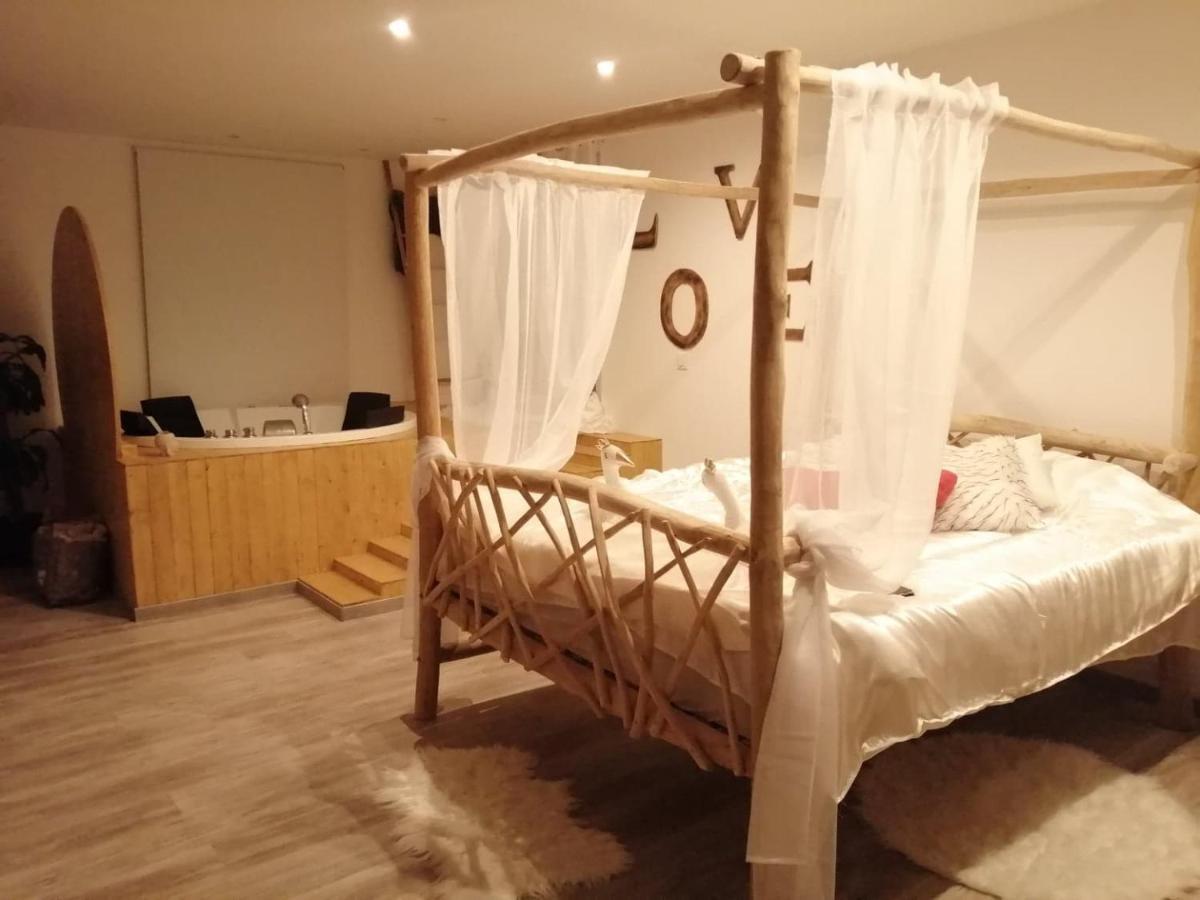 Le Reve De Lily Bed and Breakfast Les Vignères Buitenkant foto
